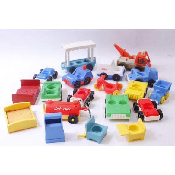 Fisher-Price, Little People, Toy Vehicles and Furniture Set, Cars, Fire Engines, - Picture 1 of 4